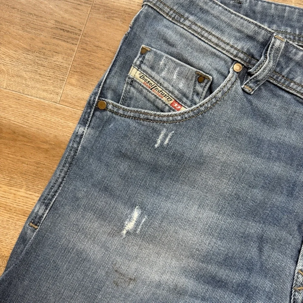 Diesel Krayver Jeans Men 31x32 Blue Slim Carrot Stretch Distressed Denim R248D